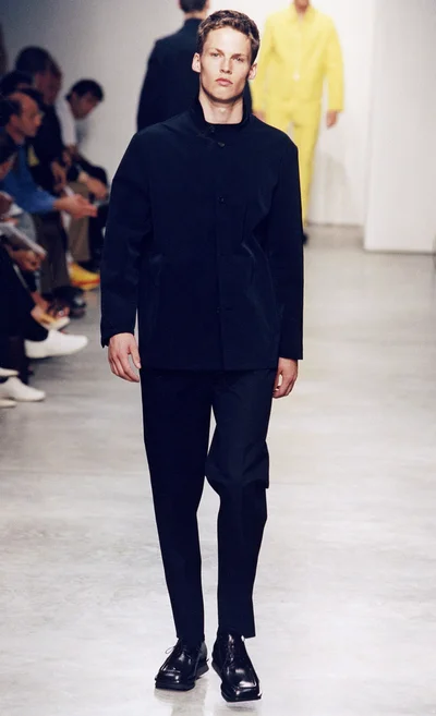 Look 32